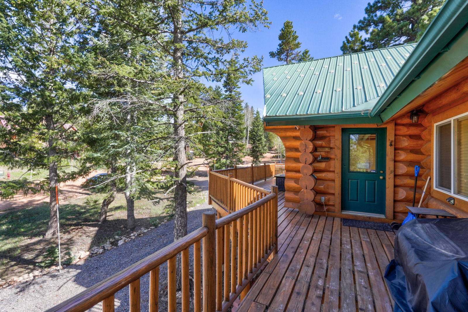 4055 N Wyatt Earp LN, Duck Creek Village, photo 9 of 41