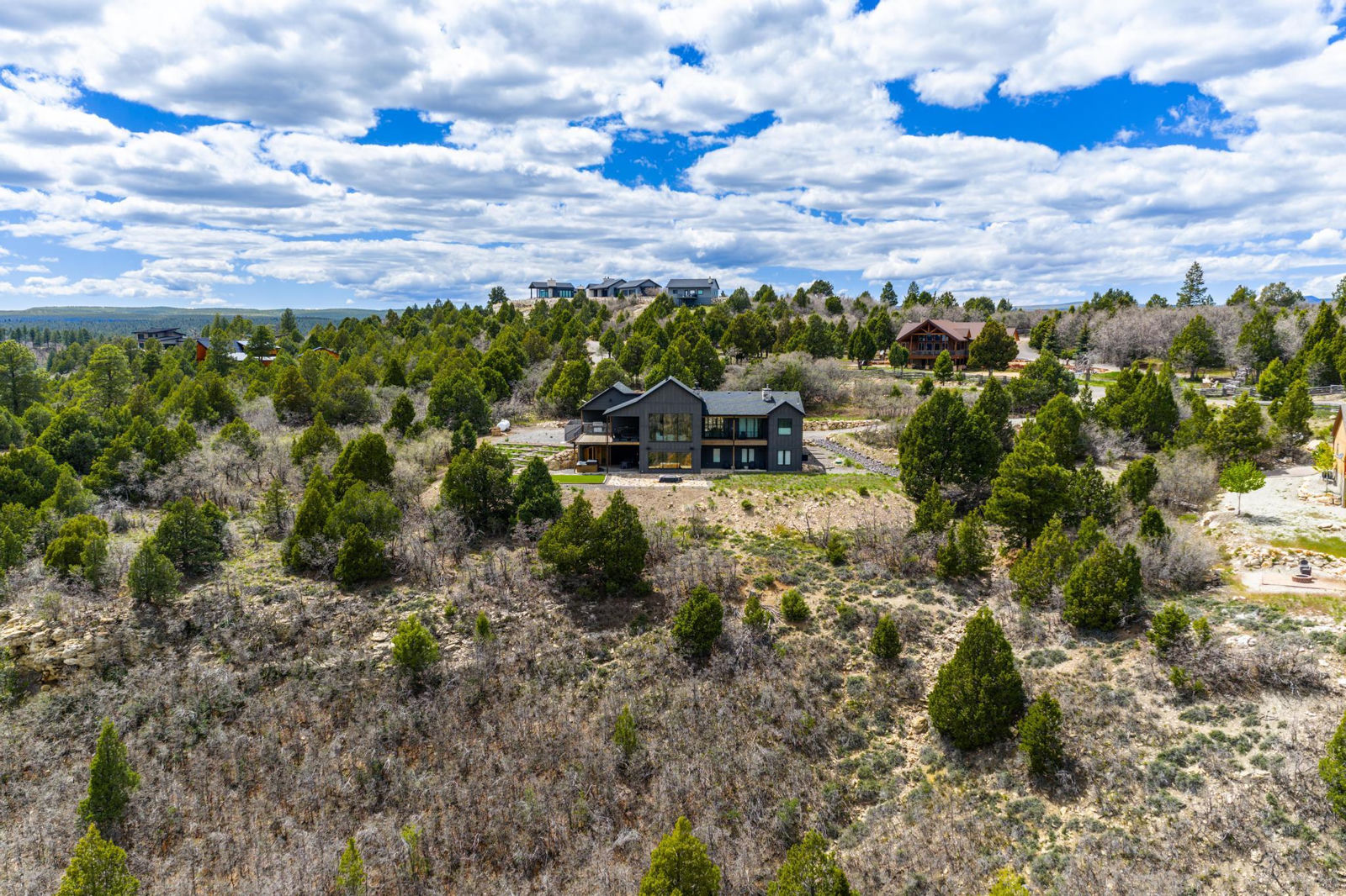 3780 N Royal DR, Duck Creek Village, photo 4 of 39
