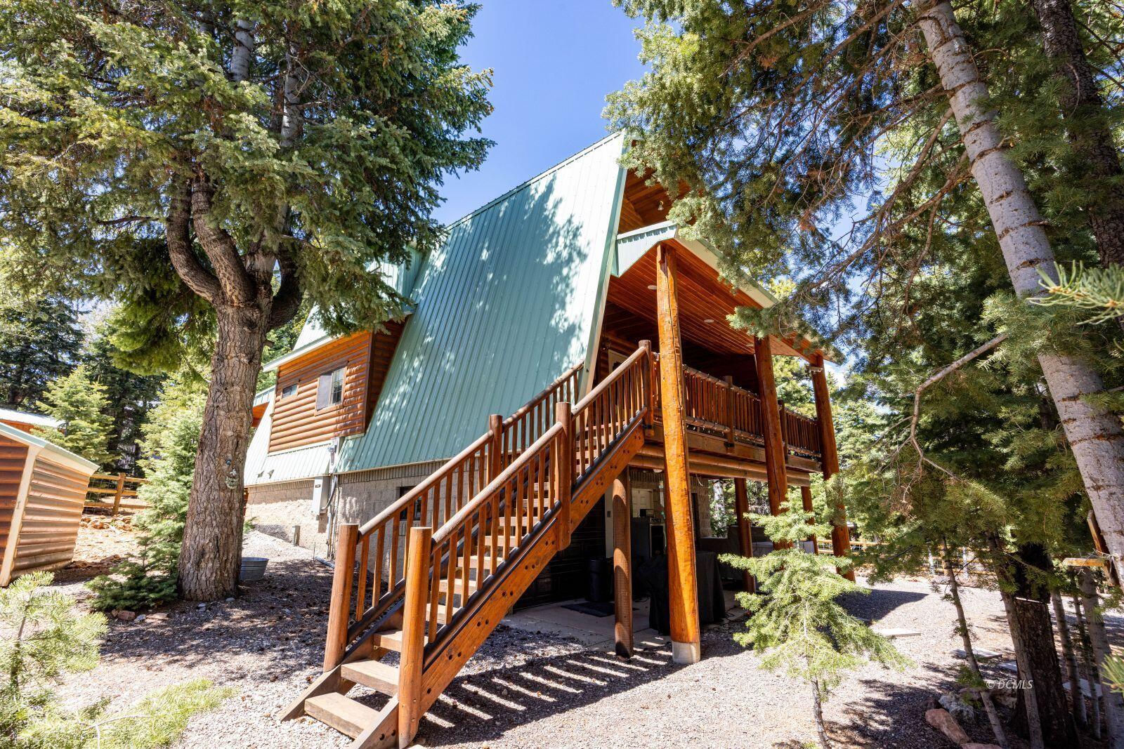 795 E Cedar Mountain DR, Duck Creek Village, photo 4 of 50