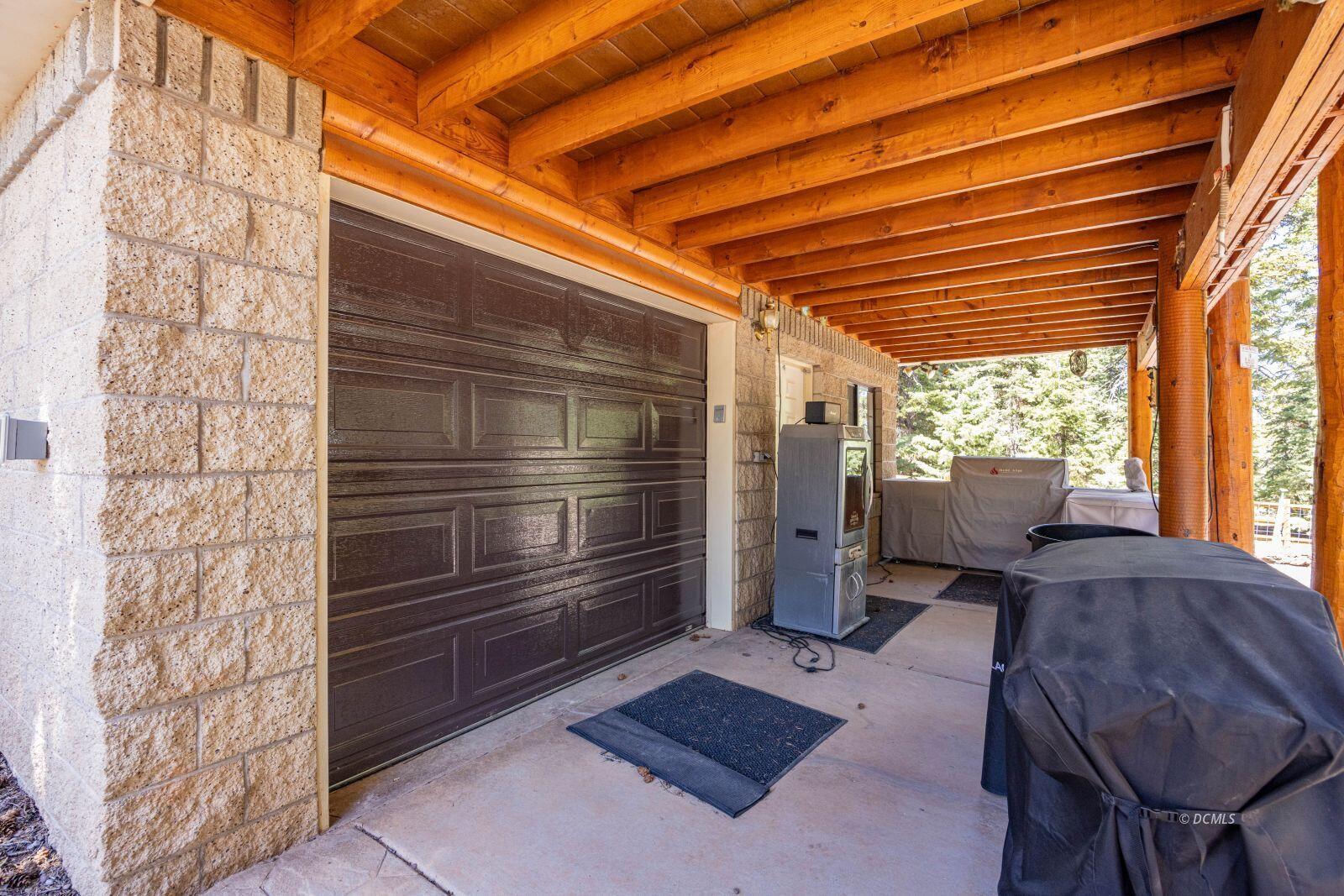 795 E Cedar Mountain DR, Duck Creek Village, photo 6 of 50