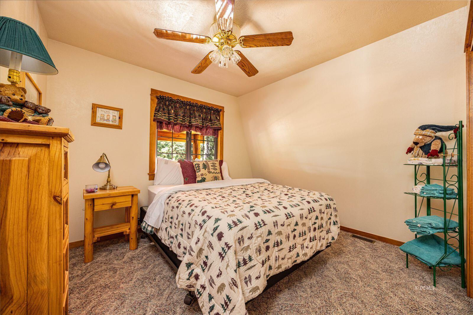 795 E Cedar Mountain DR, Duck Creek Village, photo 13 of 50