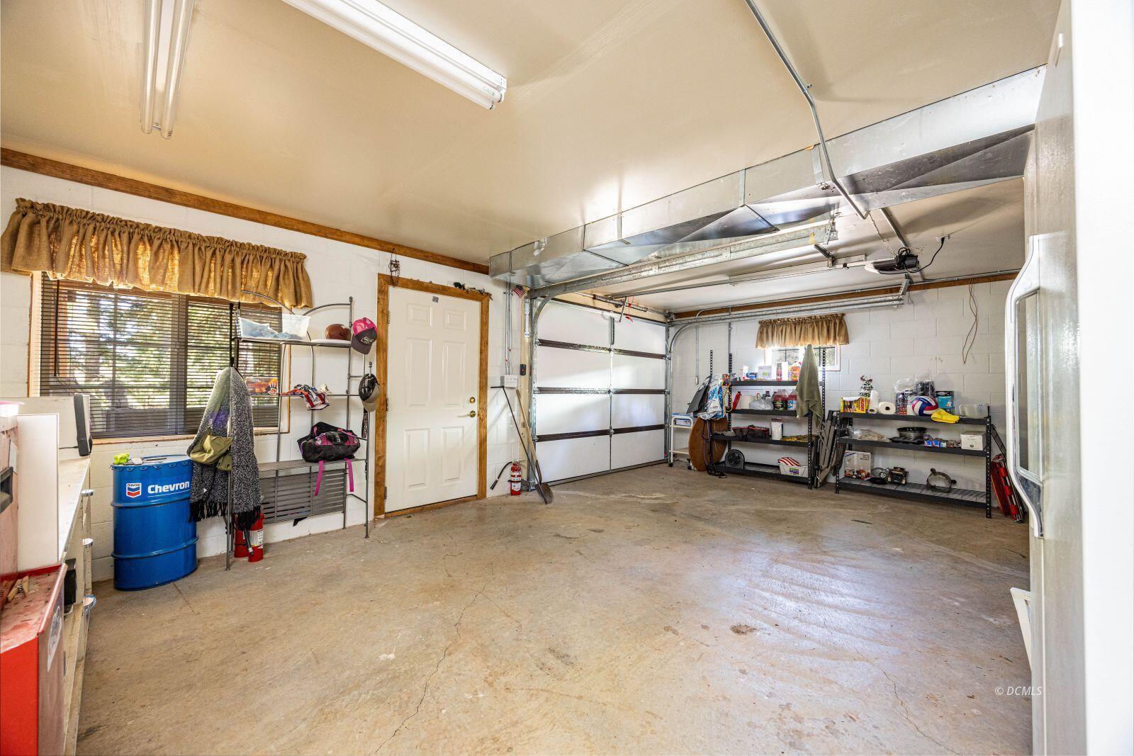 795 E Cedar Mountain DR, Duck Creek Village, photo 26 of 50