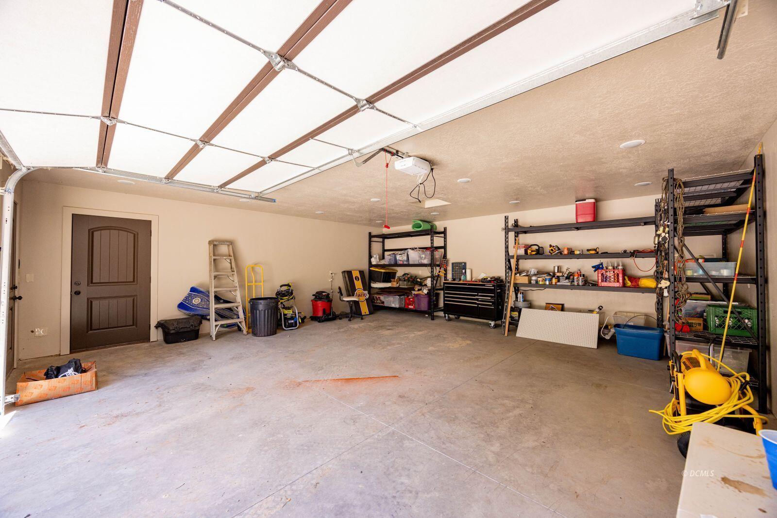 795 E Cedar Mountain DR, Duck Creek Village, photo 37 of 50