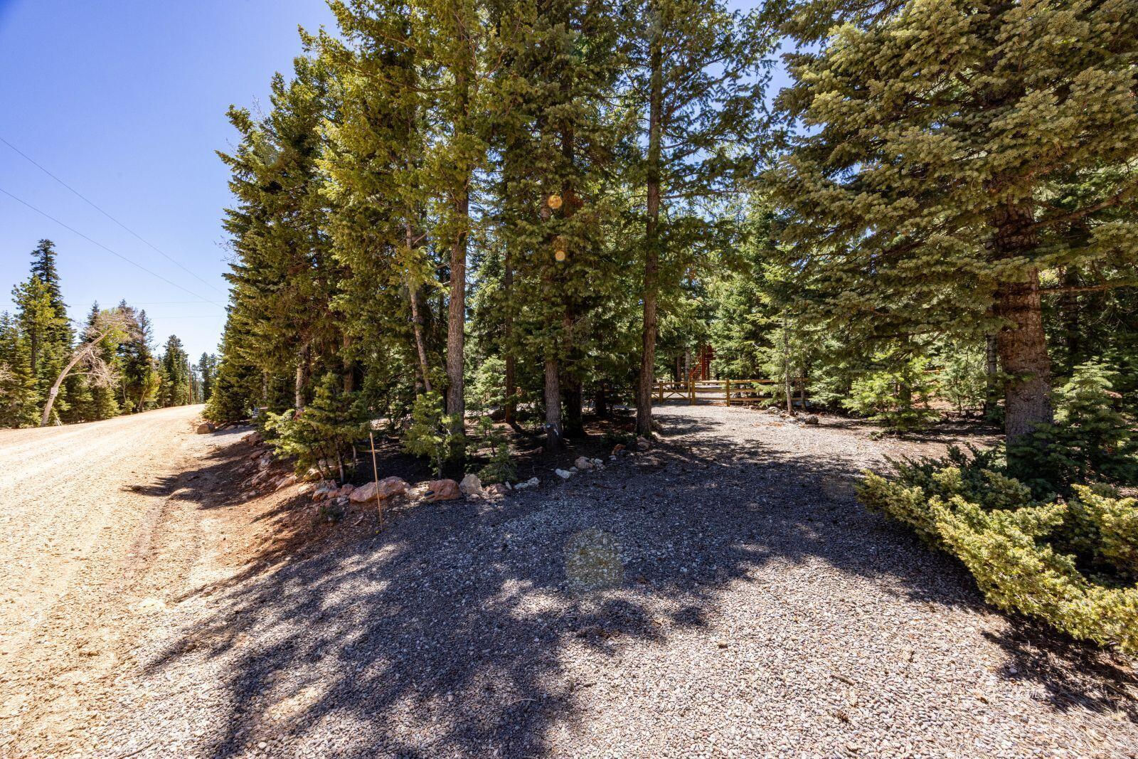 795 E Cedar Mountain DR, Duck Creek Village, photo 40 of 50