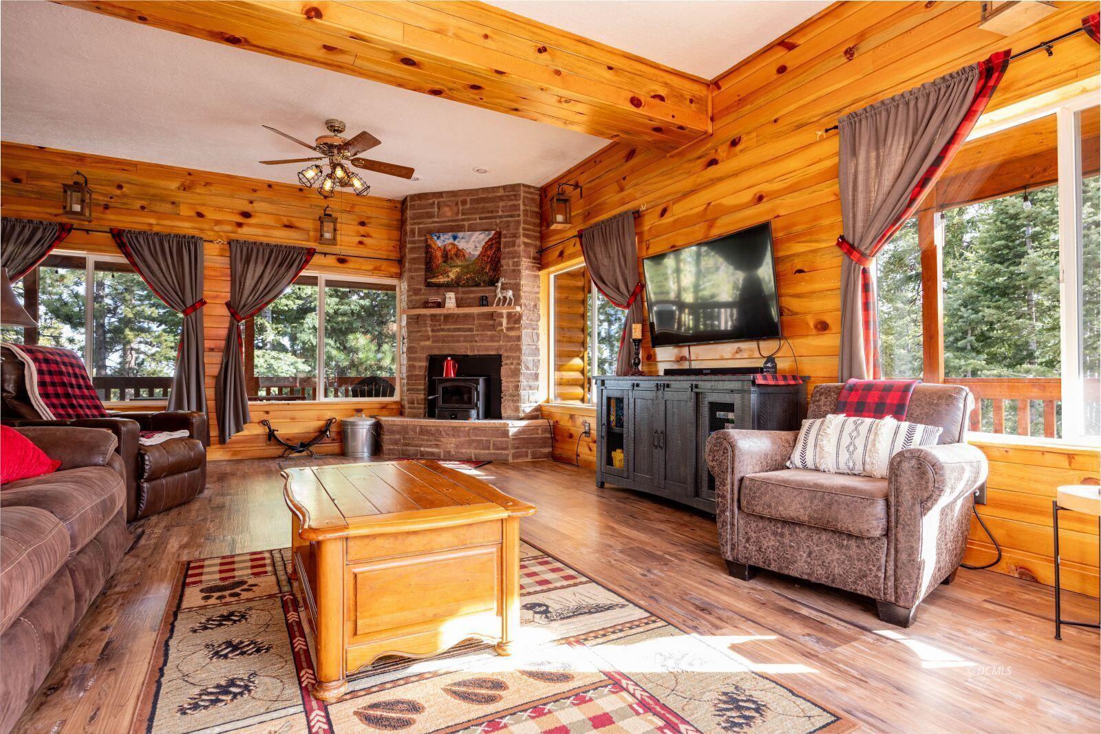 240 E Rim RD, Duck Creek Village, photo 15 of 44