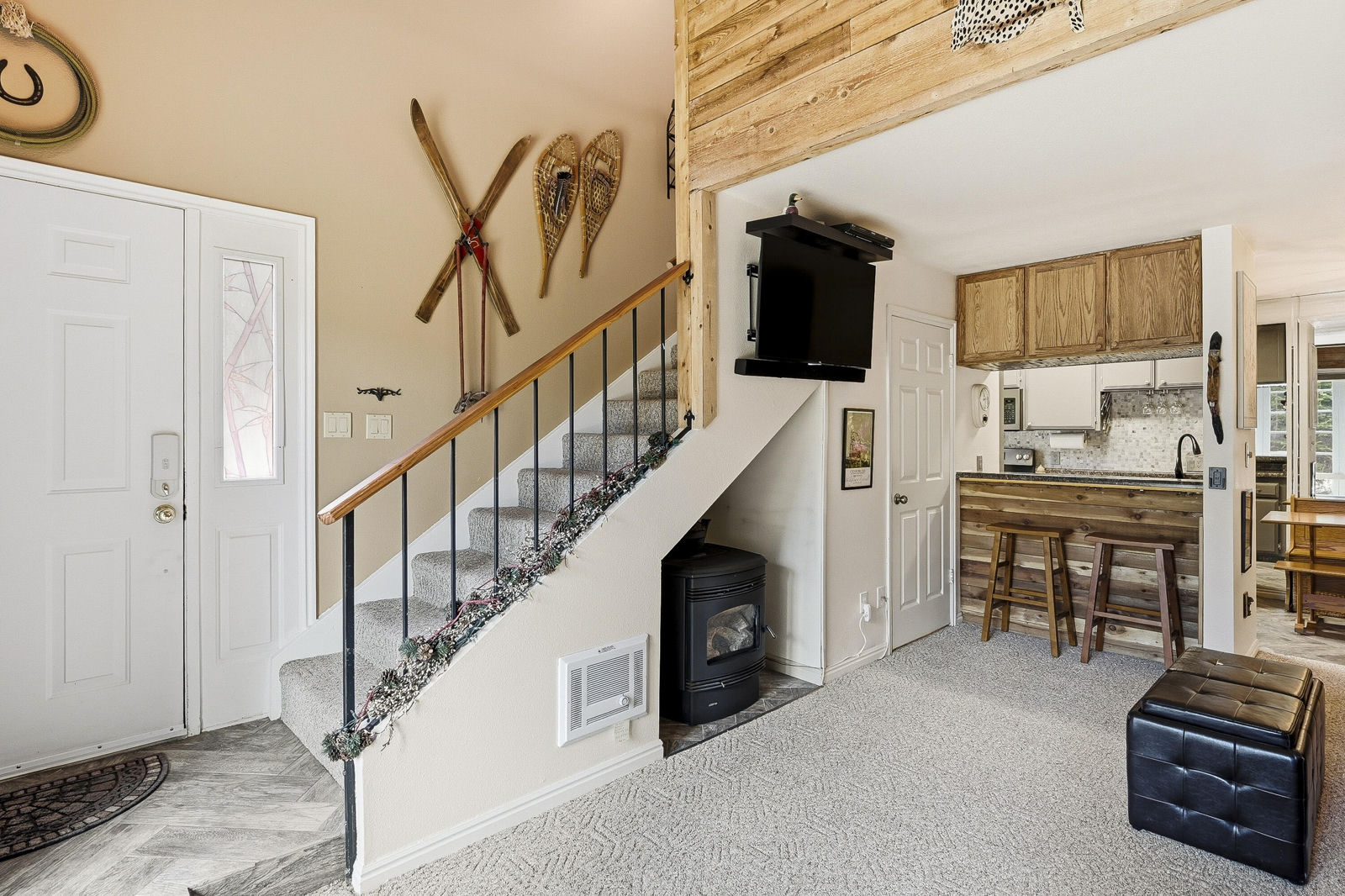 286 W Eagles Roost ST, D-104, Brian Head, photo 4 of 30