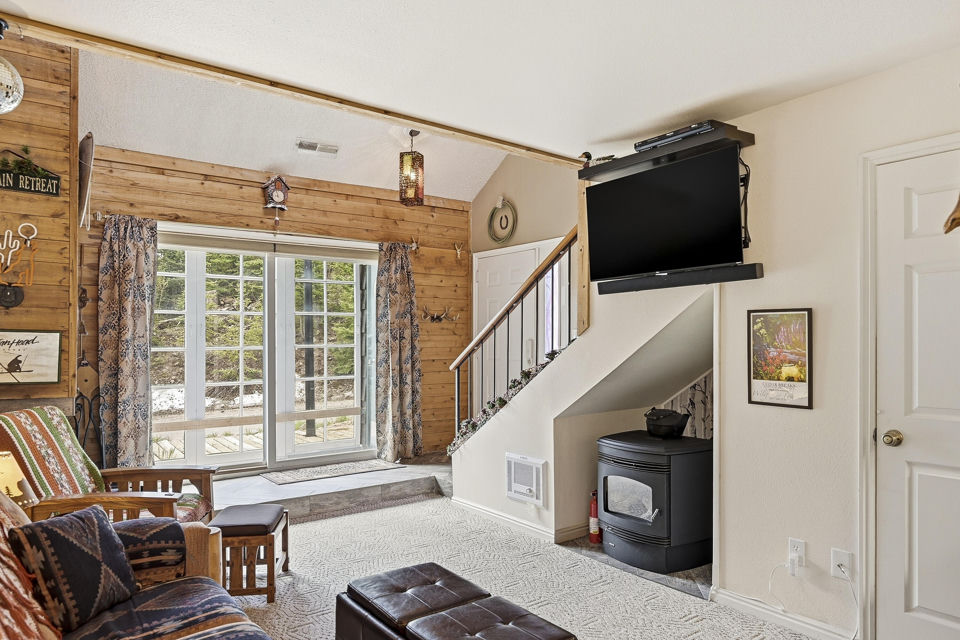 286 W Eagles Roost ST, D-104, Brian Head