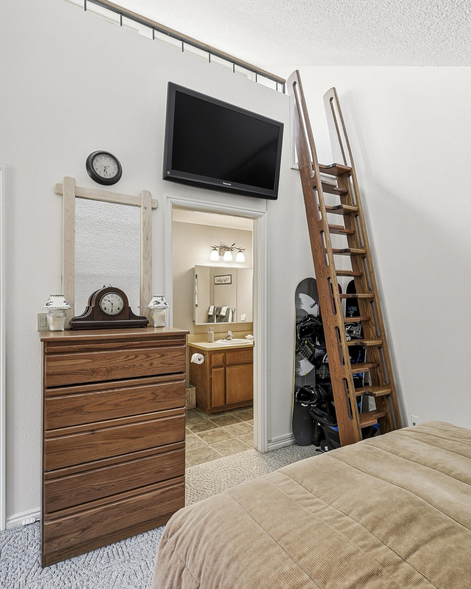 286 W Eagles Roost ST, D-104, Brian Head, photo 18 of 30