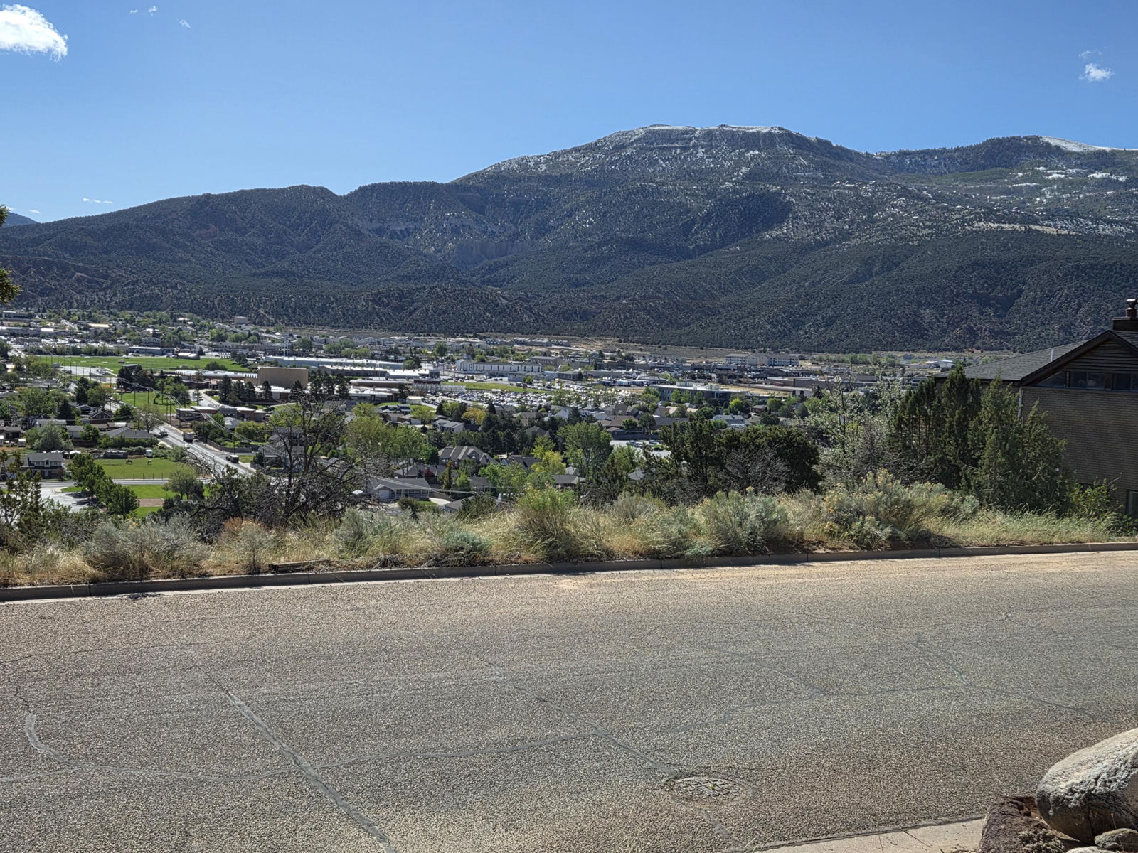 540 S Rose Hill RD, Cedar City, photo 2 of 20