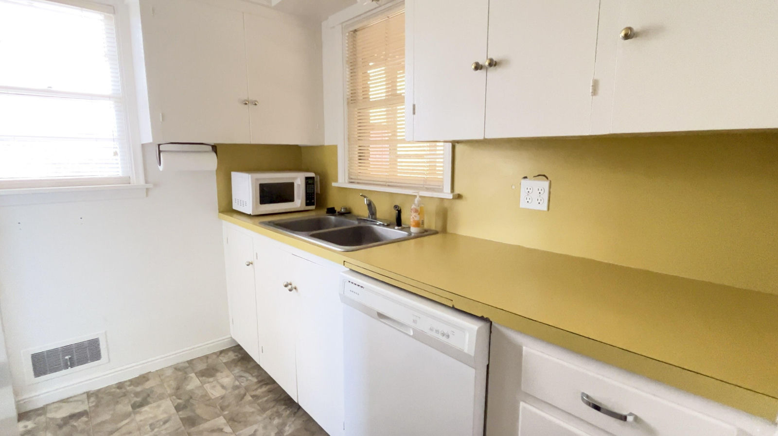 185 S 100 W, Cedar City, photo 15 of 73
