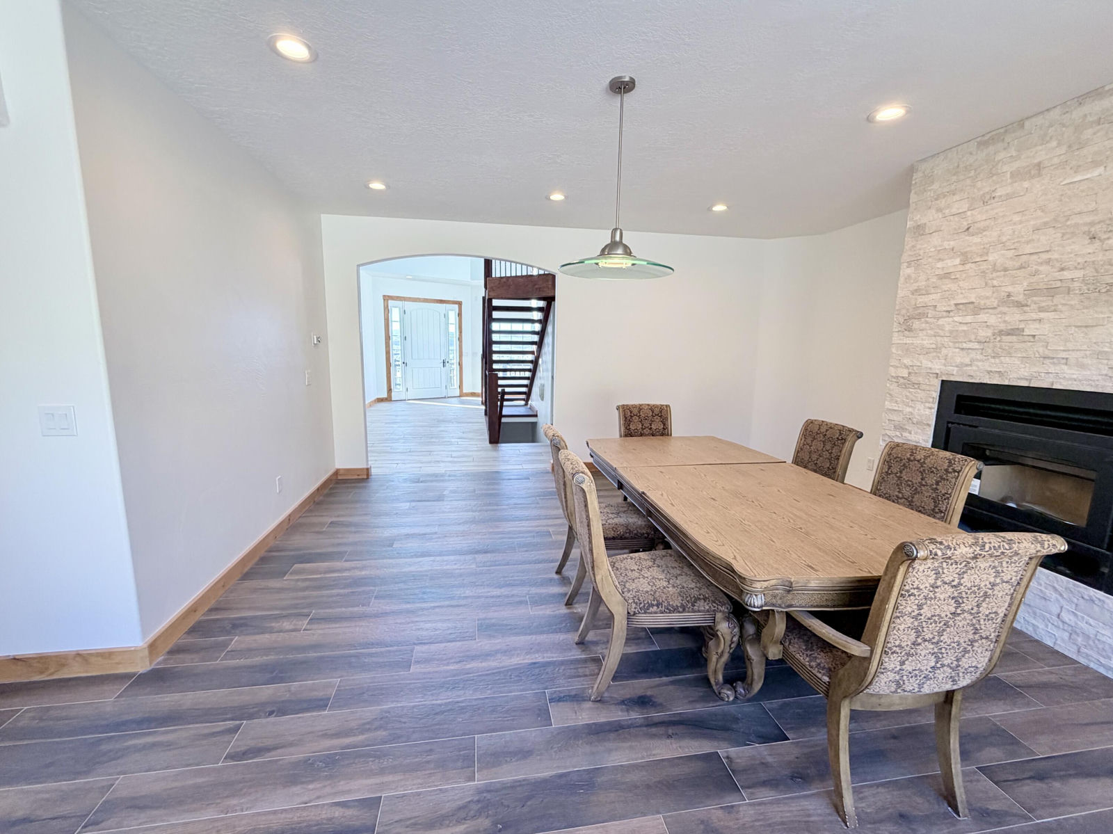 985 N Russel RD, Hatch, photo 16 of 43