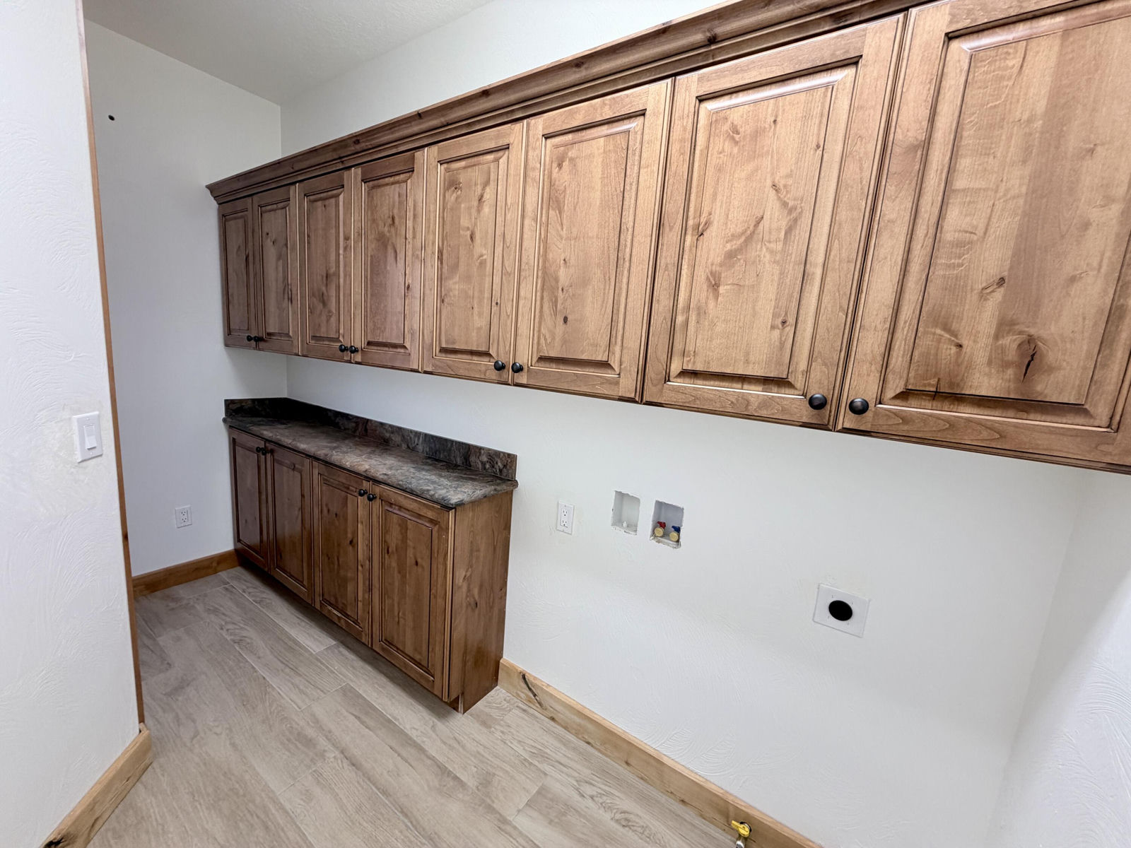 985 N Russel RD, Hatch, photo 25 of 43