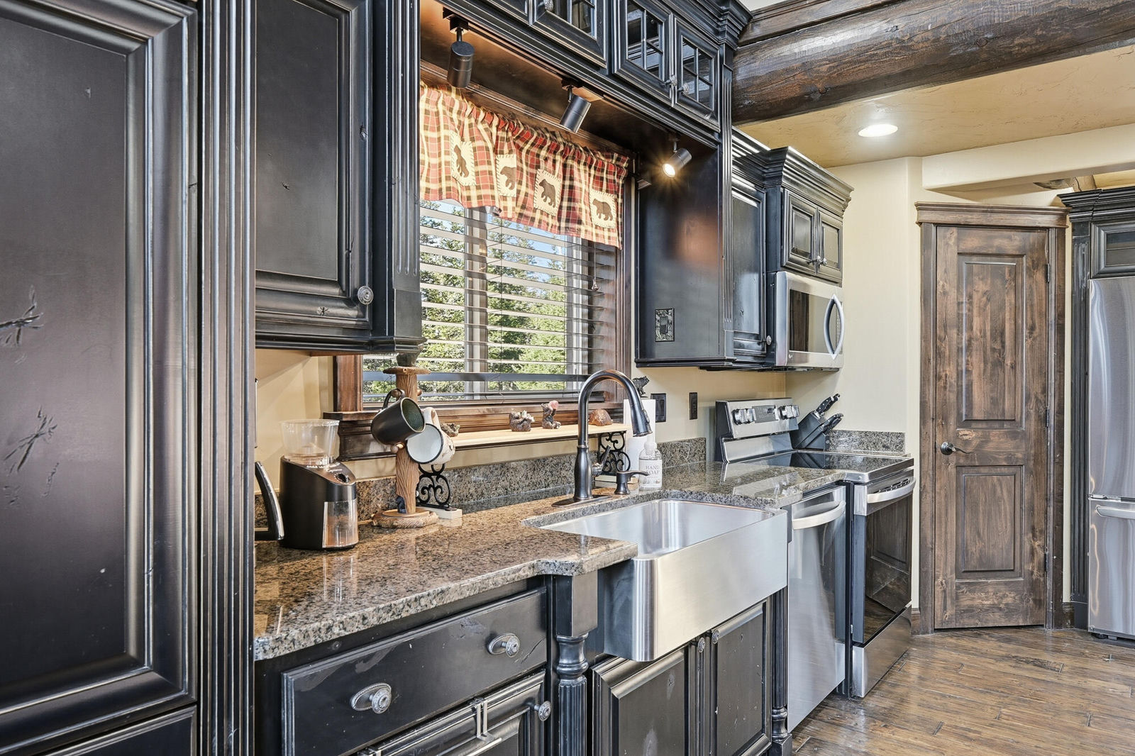 391 N Falcon CT, Brian Head, photo 17 of 58