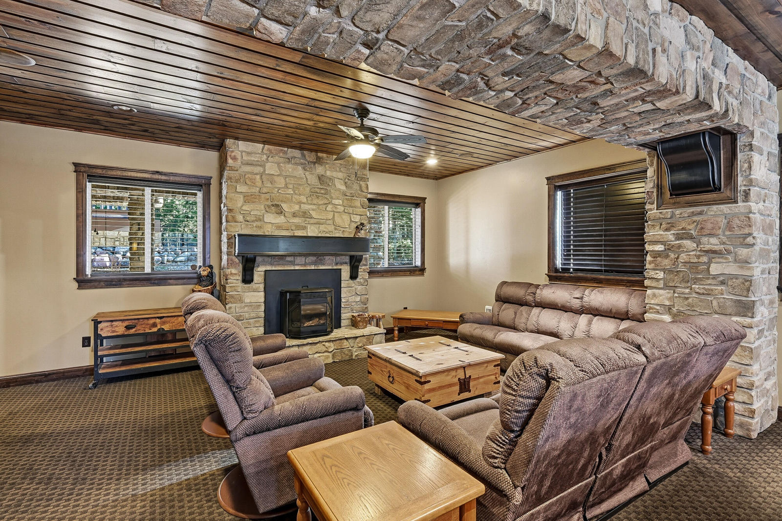 391 N Falcon CT, Brian Head, photo 35 of 58