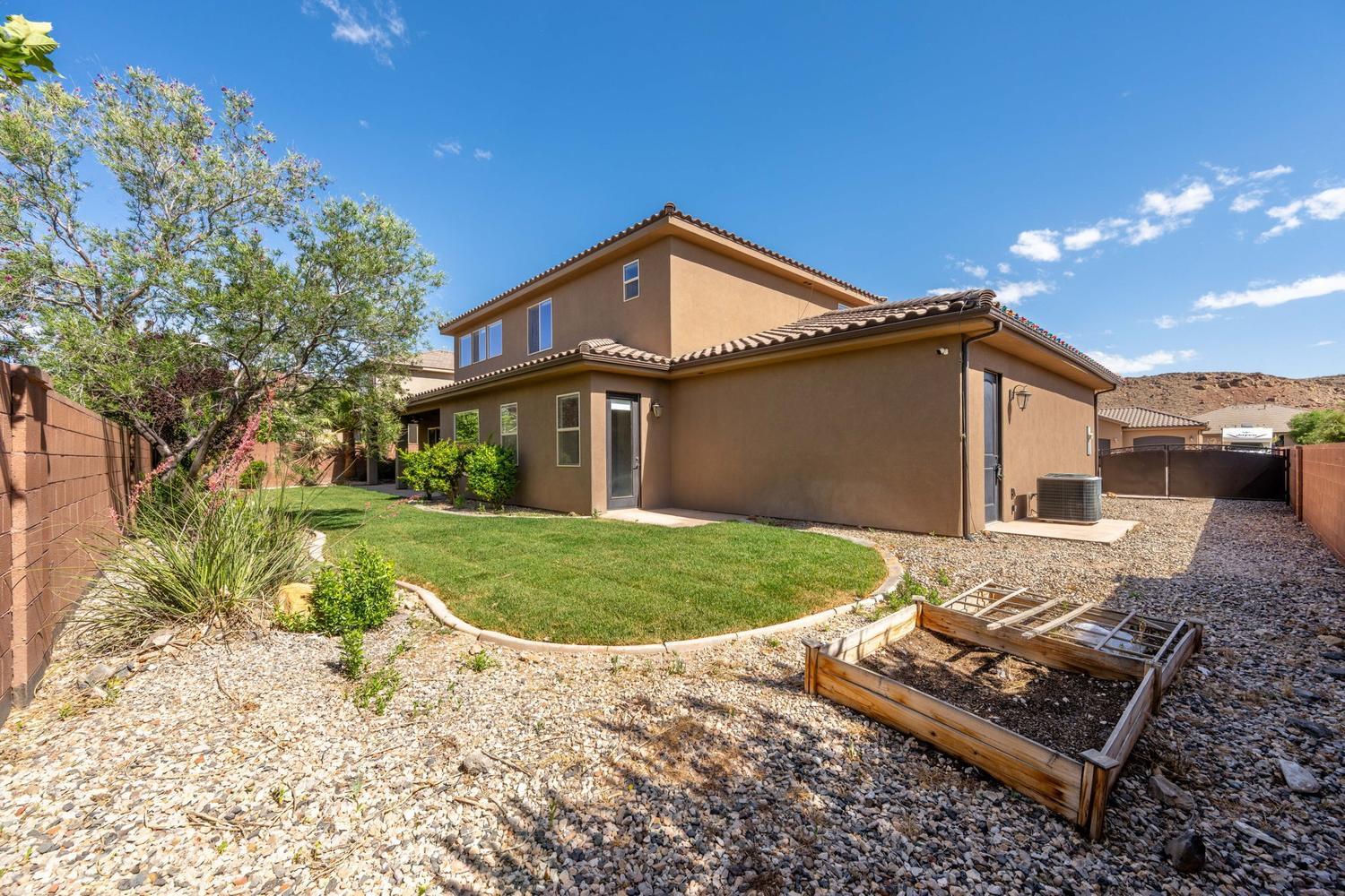 2735 E Auburn DR, St George, photo 43 of 48