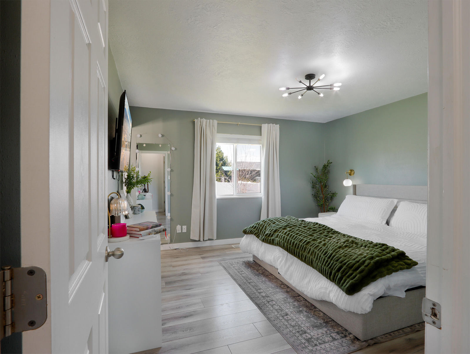 918 S 190 E, Panguitch, photo 24 of 77