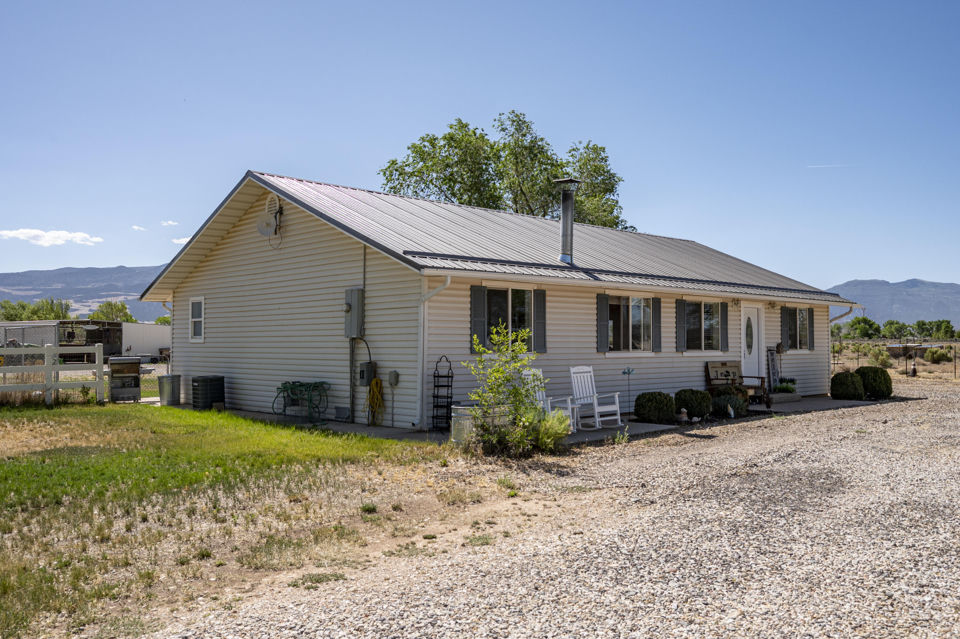 5028 N 2300 W, Cedar City, photo 2