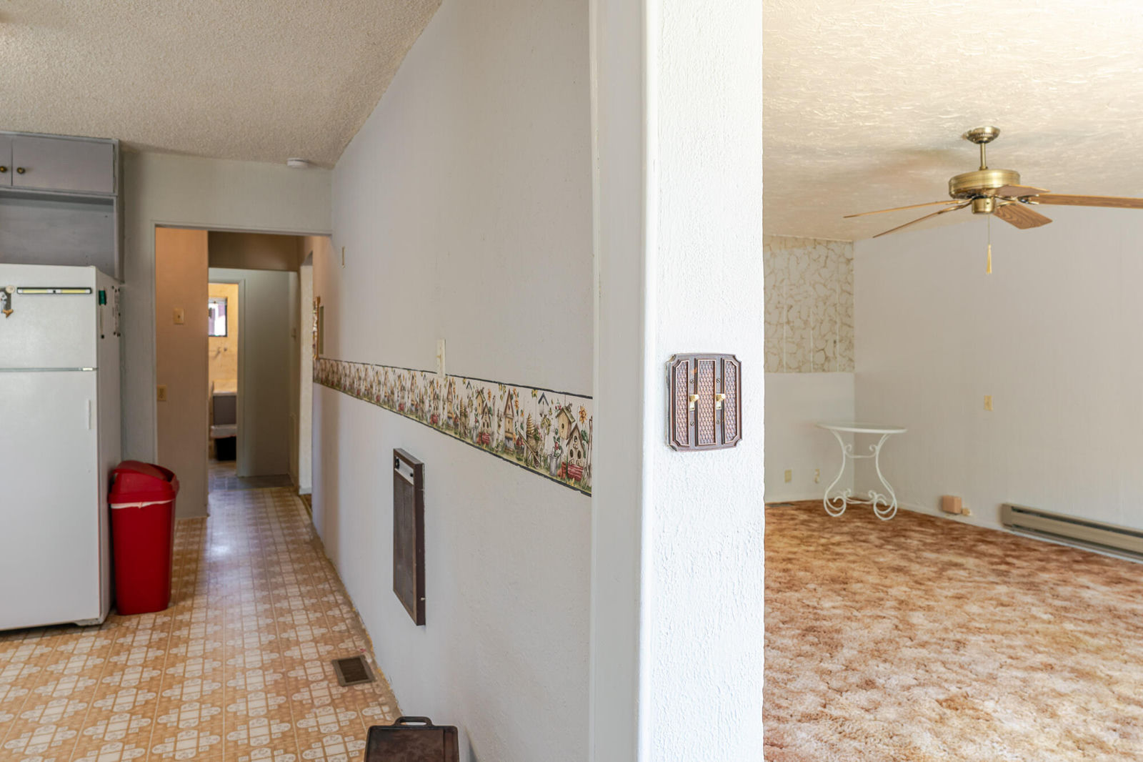 81 N 200 W, Tropic, photo 7 of 43