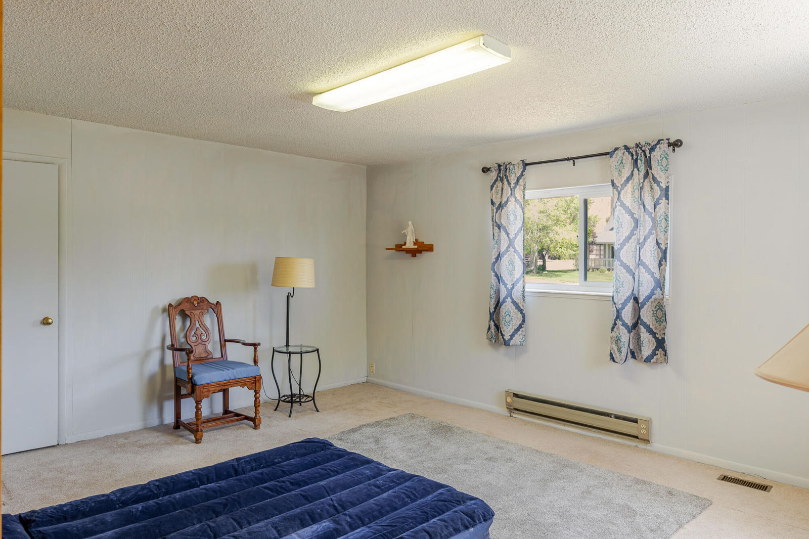 81 N 200 W, Tropic, photo 10 of 43
