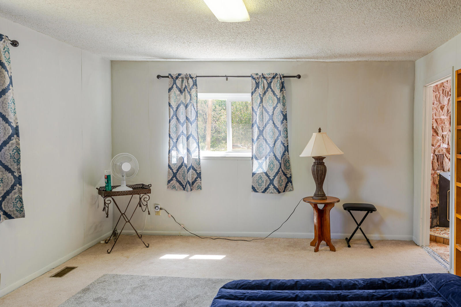 81 N 200 W, Tropic, photo 11 of 43