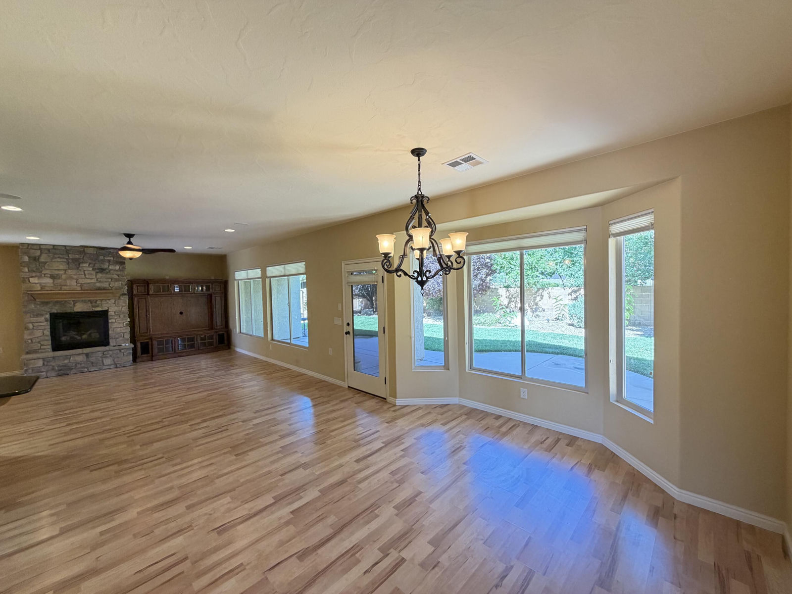 4996 Mosaic DR, St George, photo 18 of 41