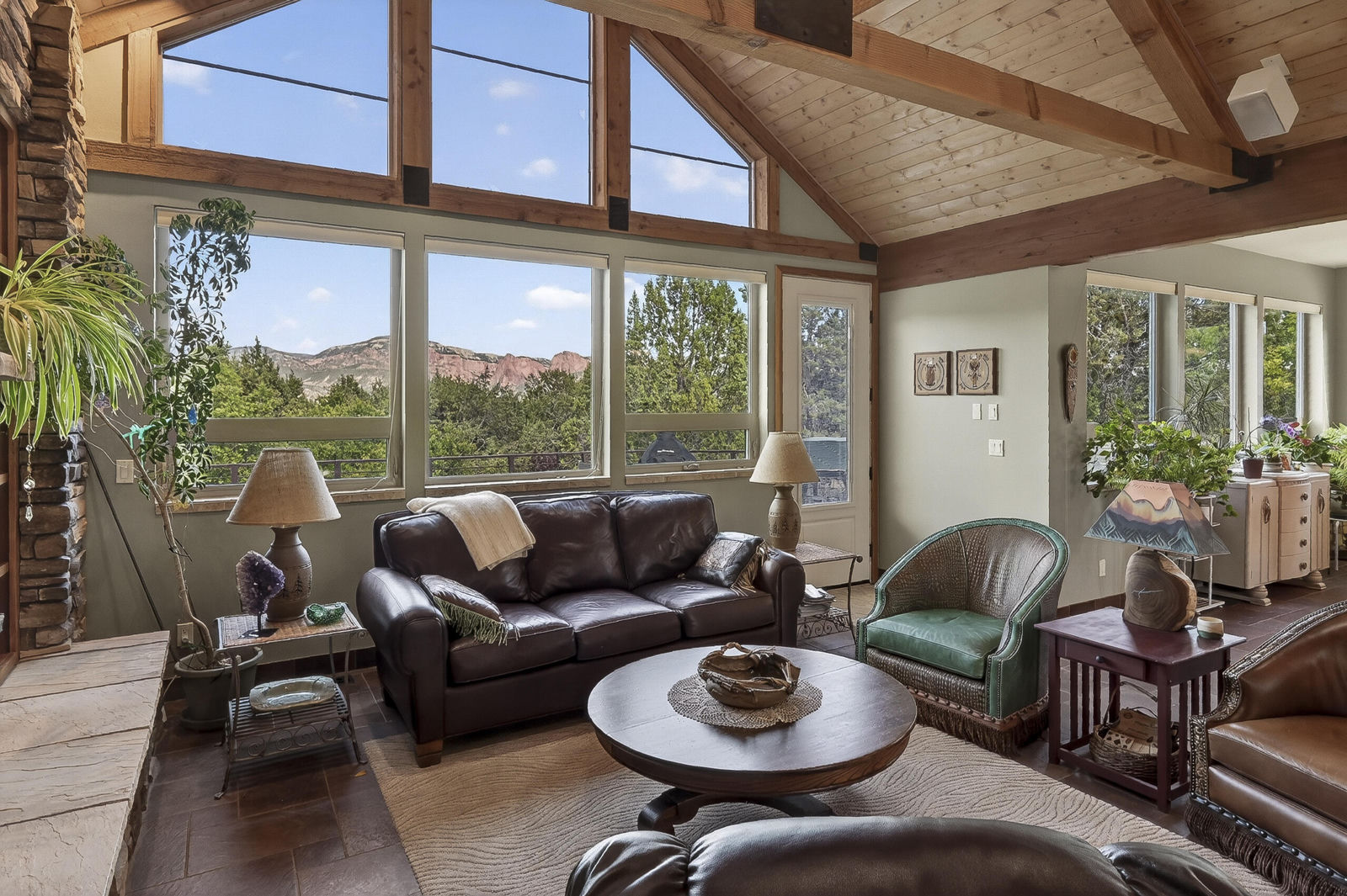 Address withheld at the seller's request, New Harmony, photo 12 of 98