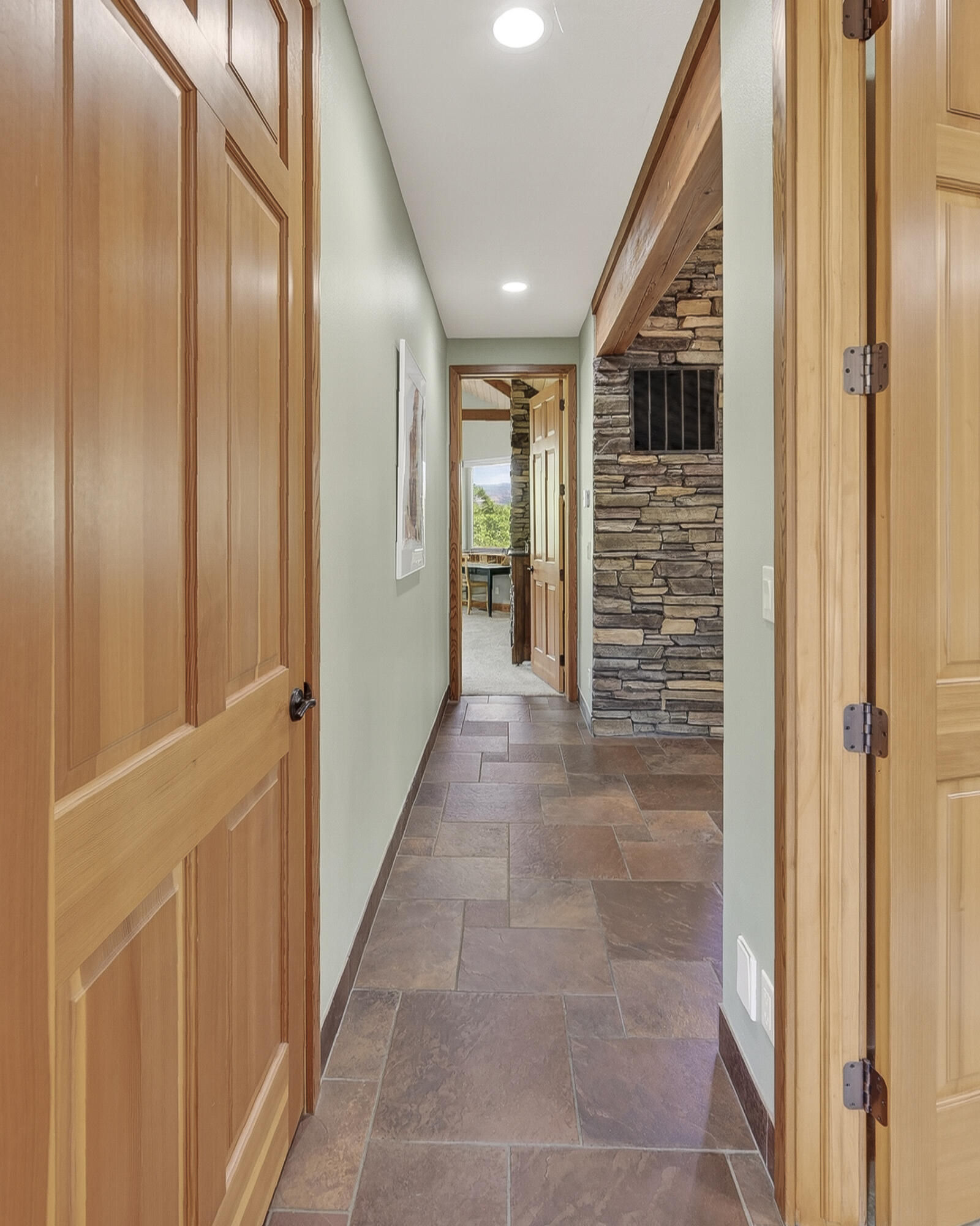 Address withheld at the seller's request, New Harmony, photo 26 of 98