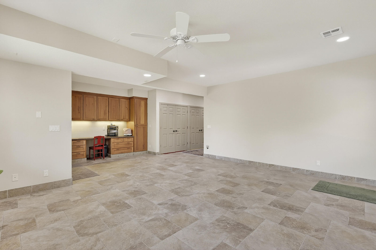 Address withheld at the seller's request, New Harmony, photo 44 of 98