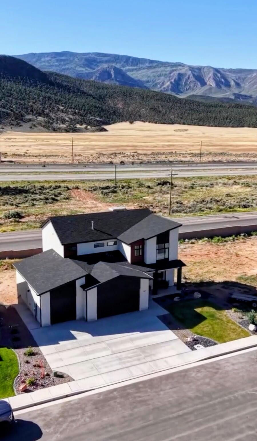 2549 W Black Sage DR, Cedar City, photo 10 of 47