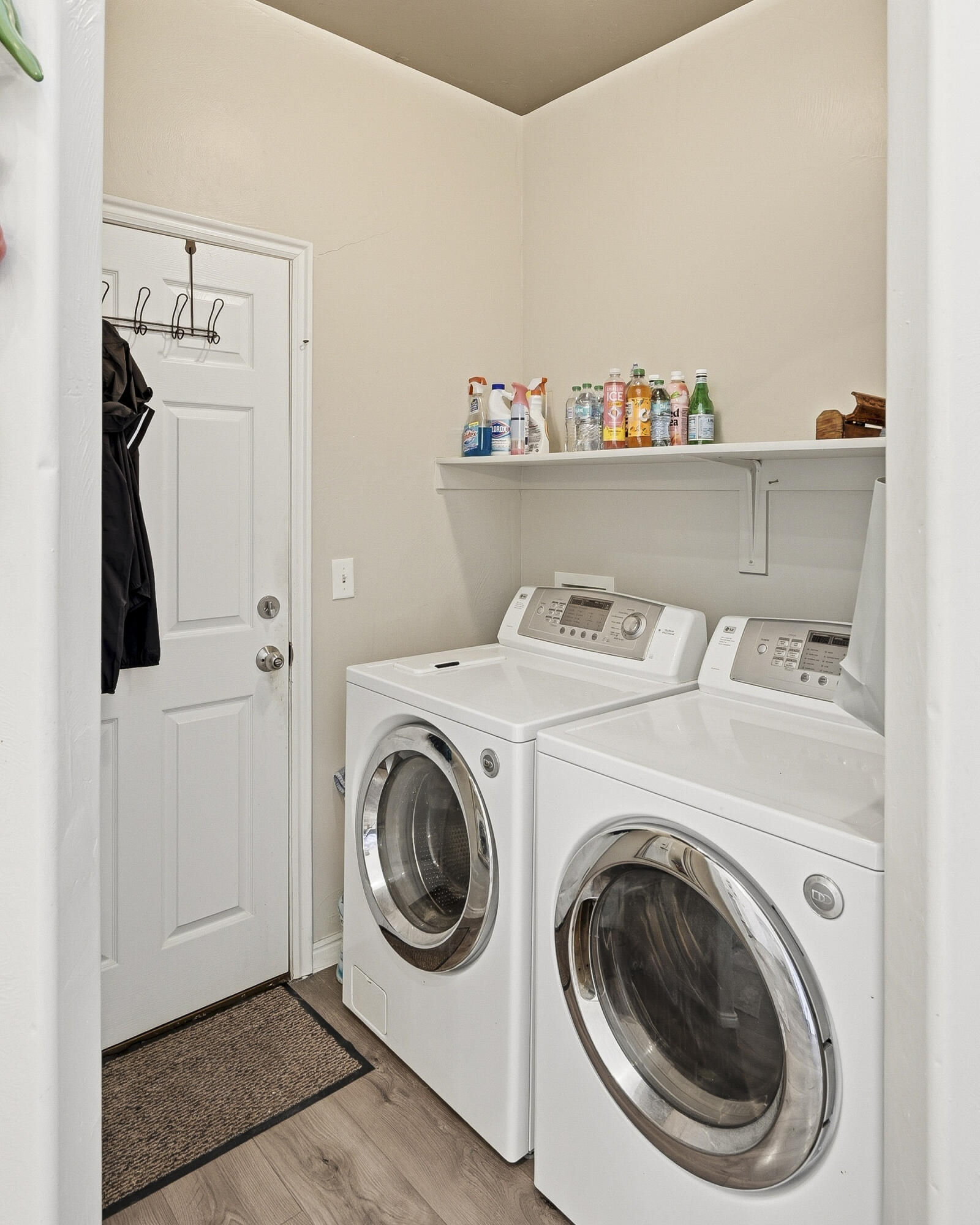 514 W 2100 N, Cedar City, photo 13 of 34