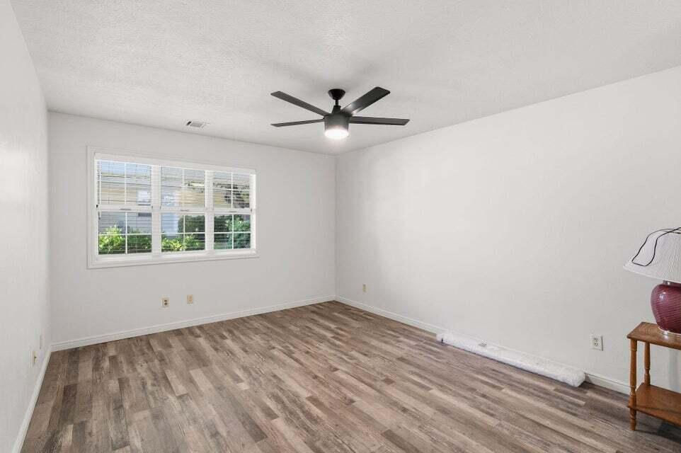845 N Valley View DR, 401, St George, photo 15 of 37