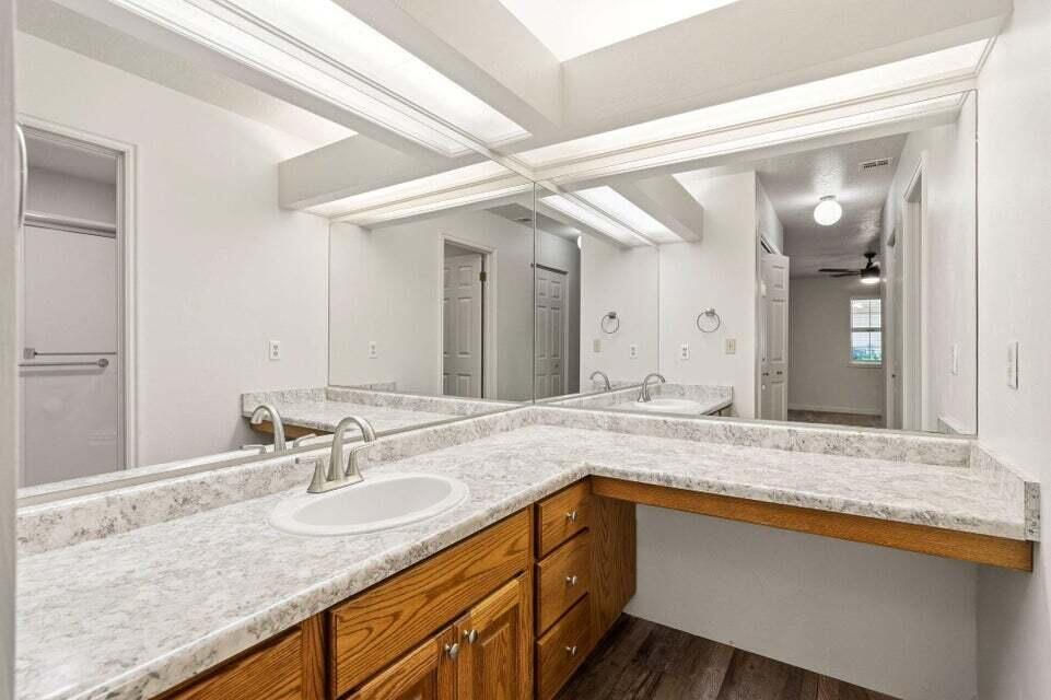 845 N Valley View DR, 401, St George, photo 18 of 37