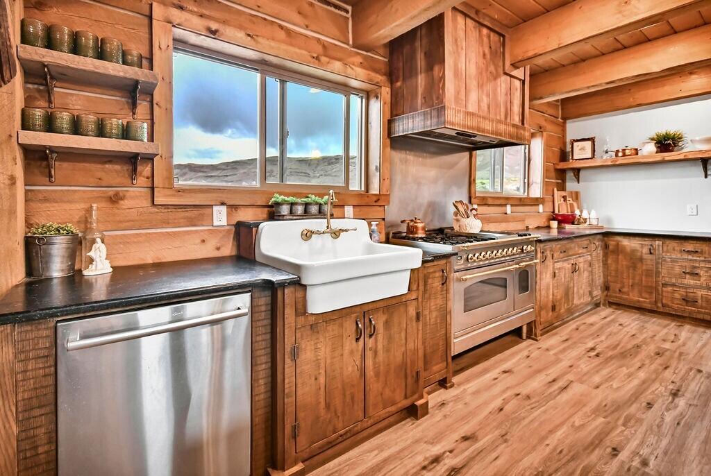 544 E 600 S, Joseph, photo 12 of 60