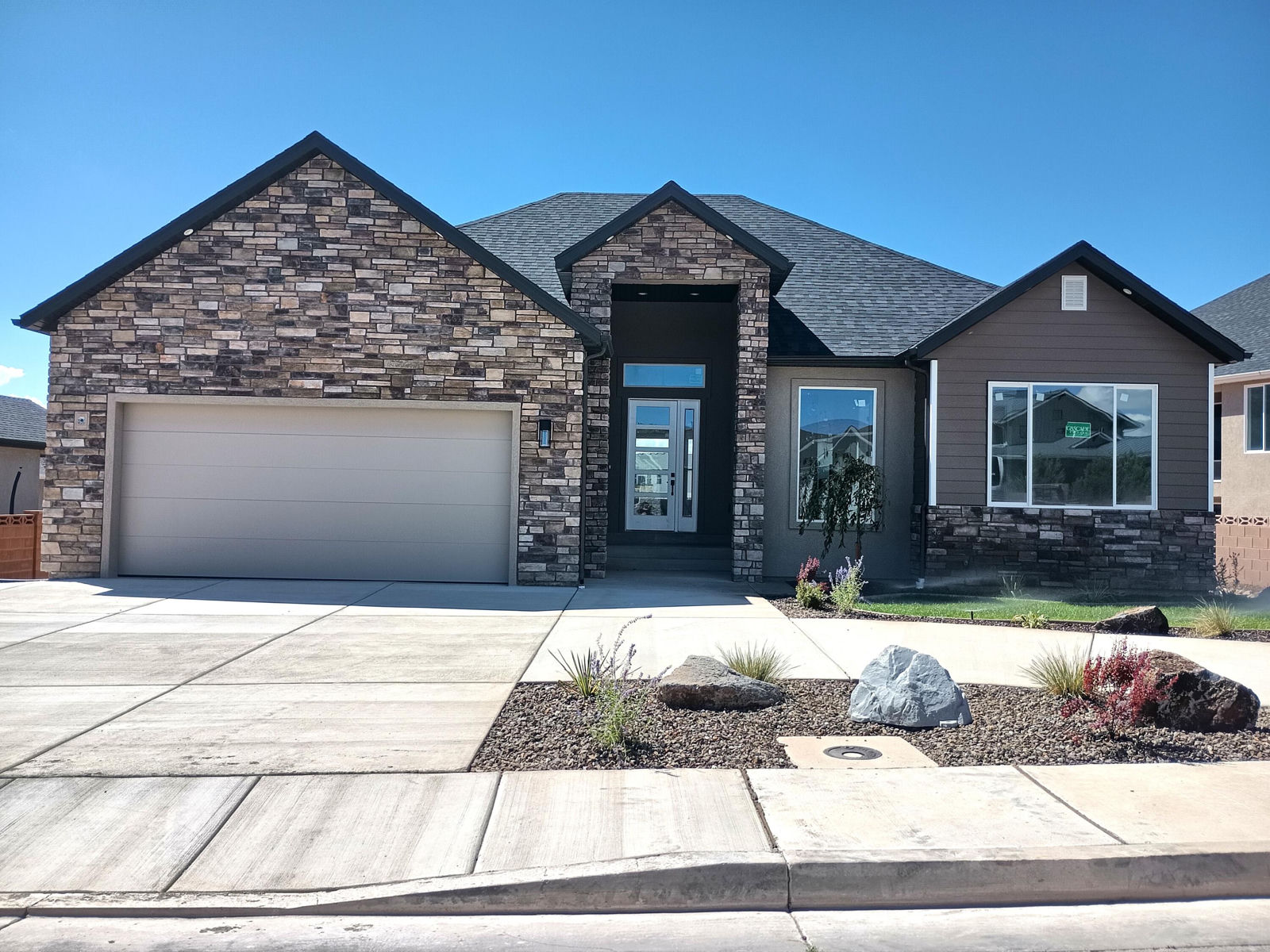 2879 W Eagle DR, Cedar City, photo 1