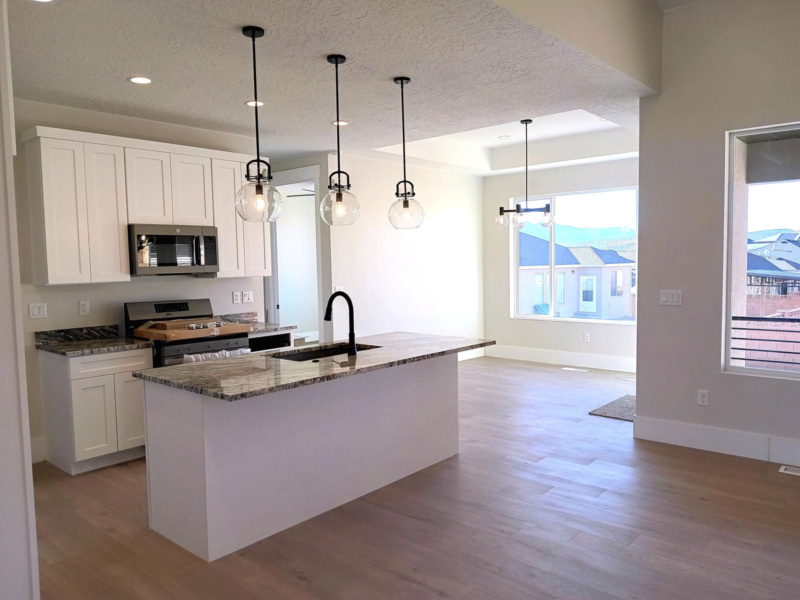 2879 W Eagle DR, Cedar City, photo 9 of 56