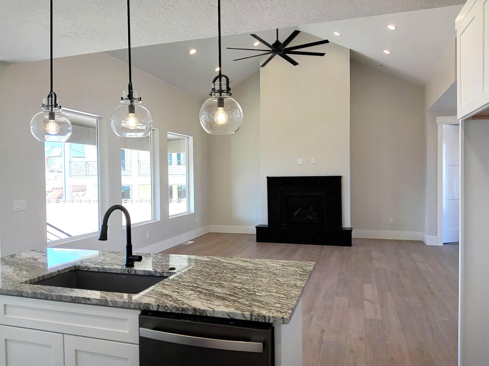 2879 W Eagle DR, Cedar City, photo 15 of 56