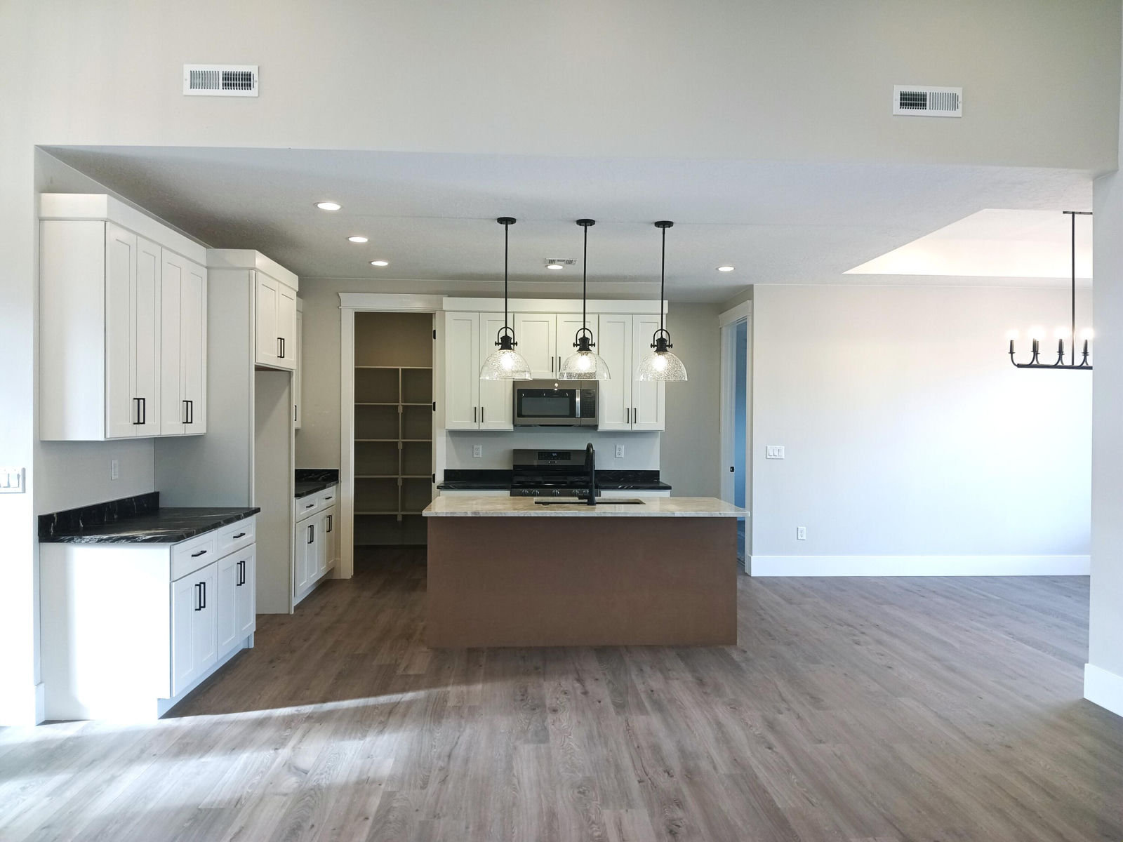 2207 S 2925 W, Cedar City, photo 13 of 36
