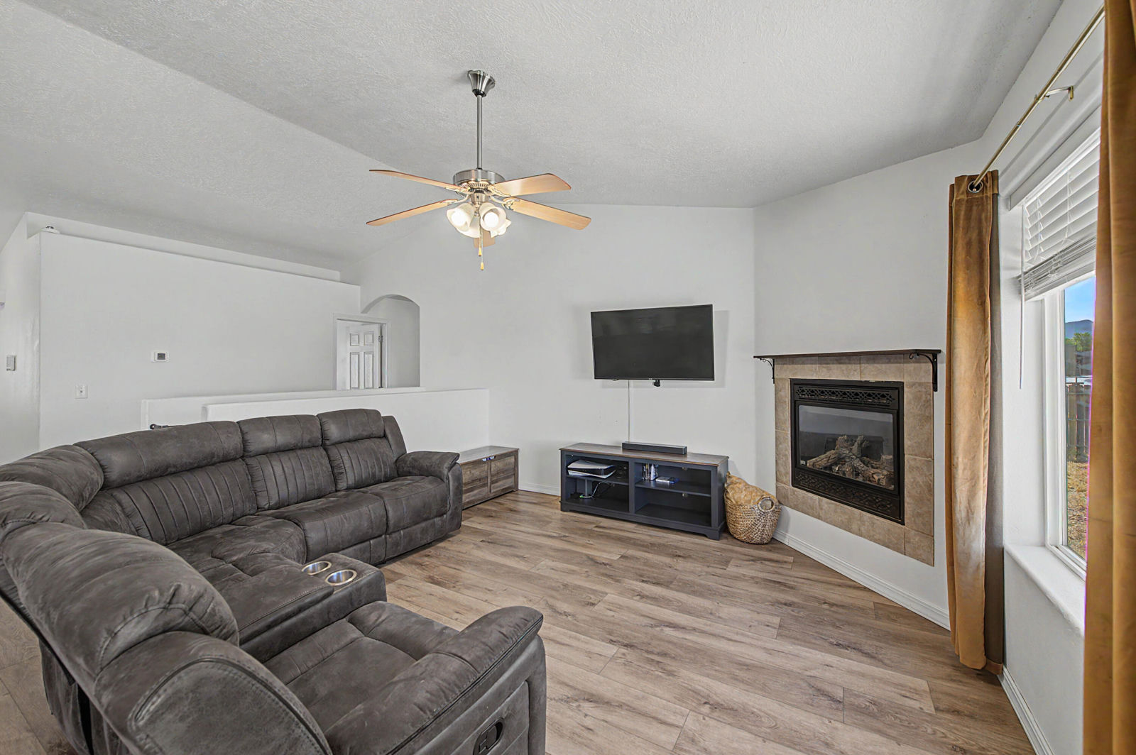 4109 W 250 N, Cedar City, photo 8 of 45