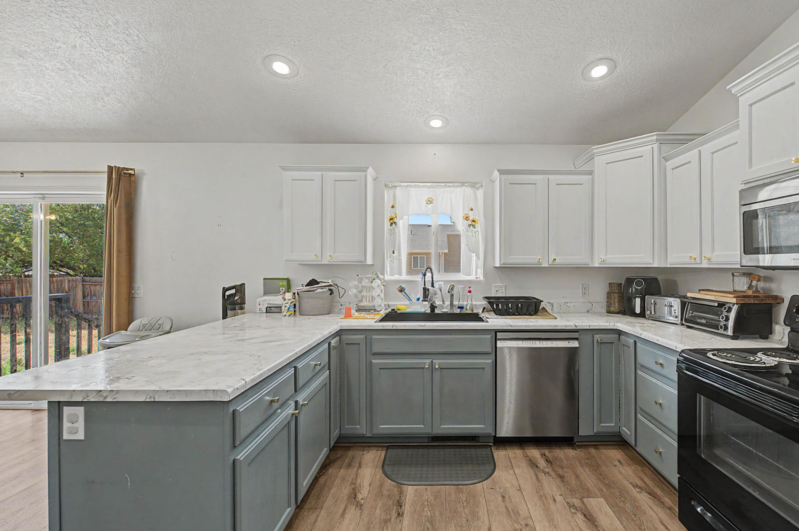 4109 W 250 N, Cedar City, photo 3 of 45