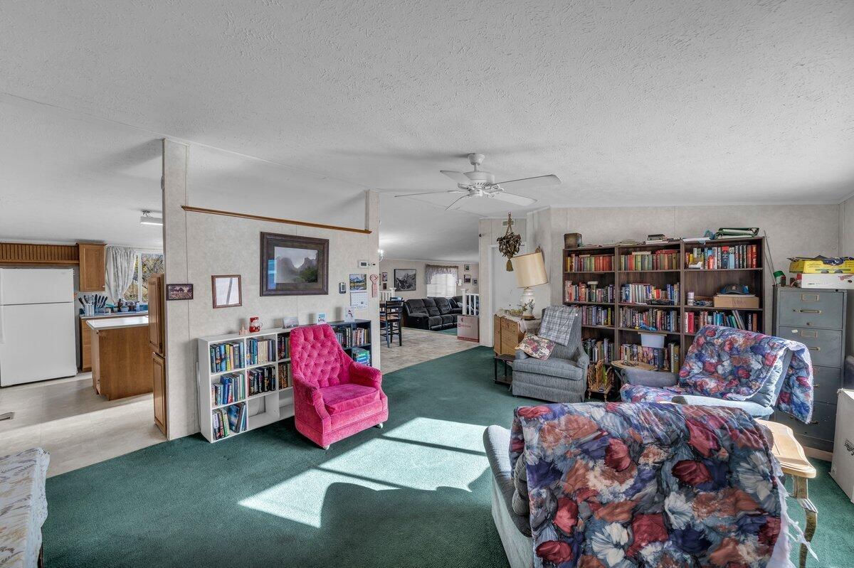 Address withheld at the seller's request, La Verkin, photo 17 of 33
