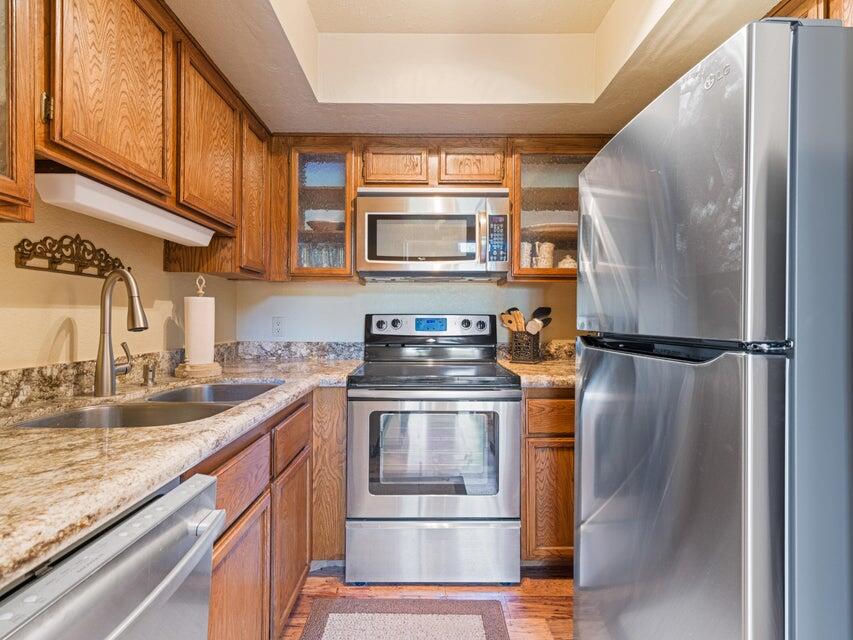 102 S Alpine CT, A-11, Brian Head, photo 18 of 33