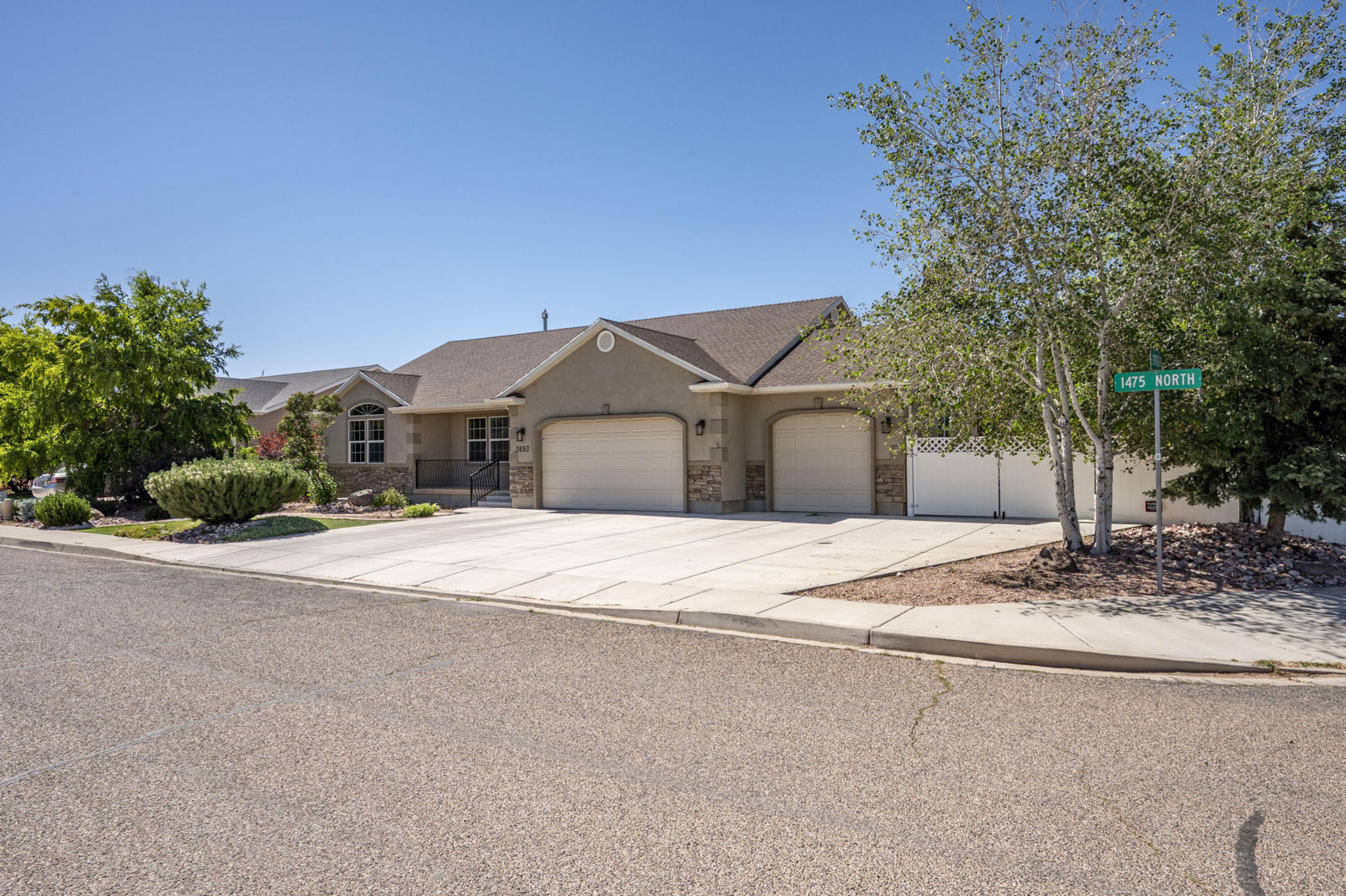 3893 W 1475 N, Cedar City, photo 2 of 66