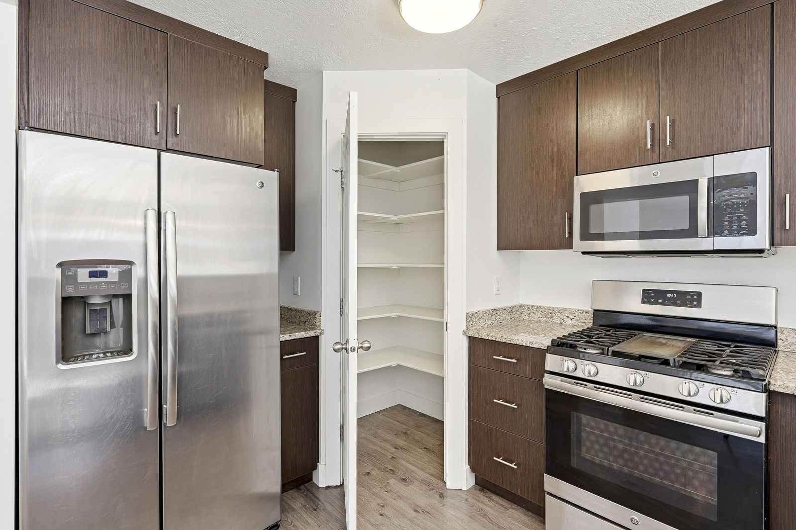 879 S 25 W, Cedar City, photo 12 of 44