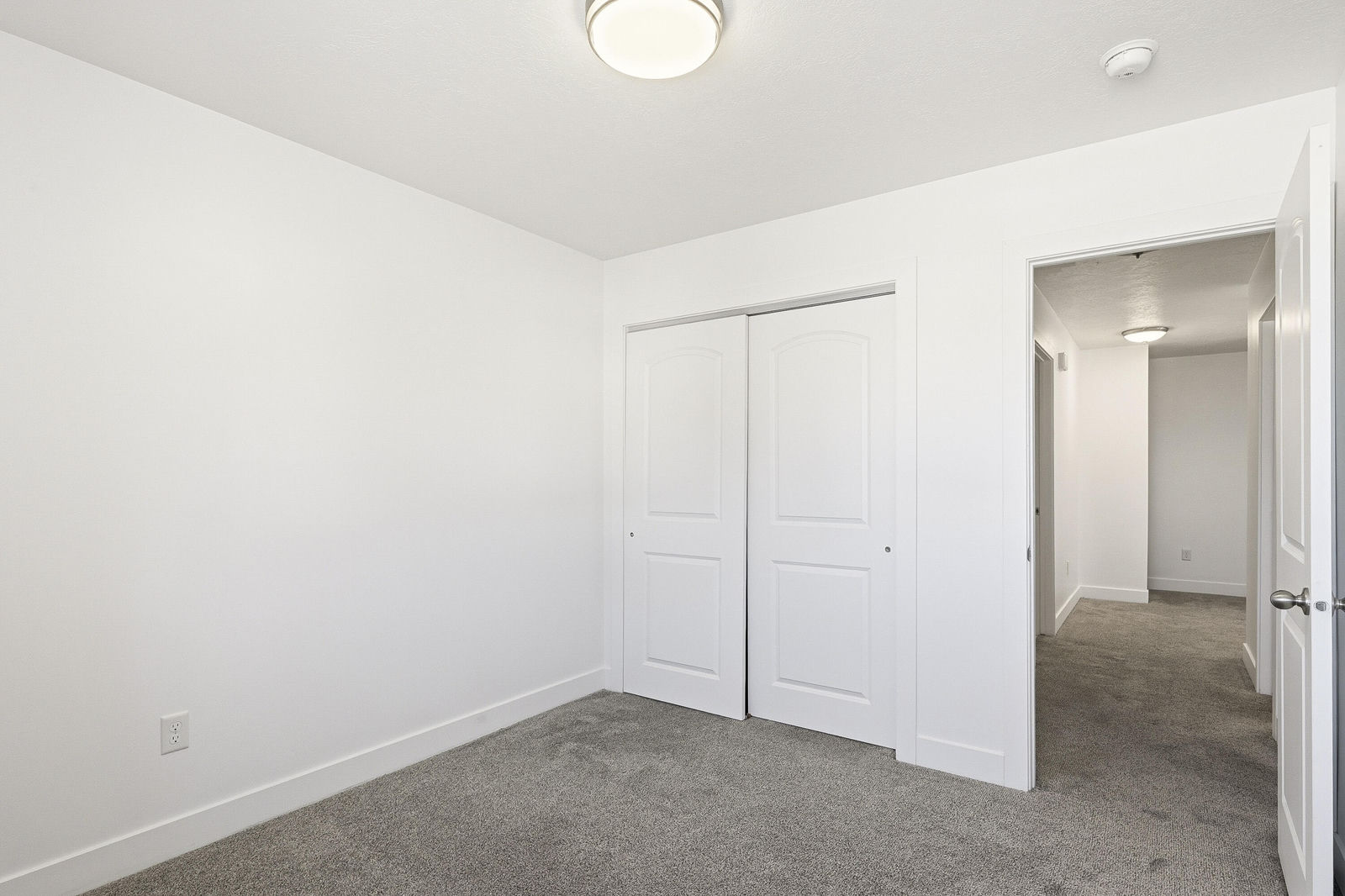 879 S 25 W, Cedar City, photo 23 of 44