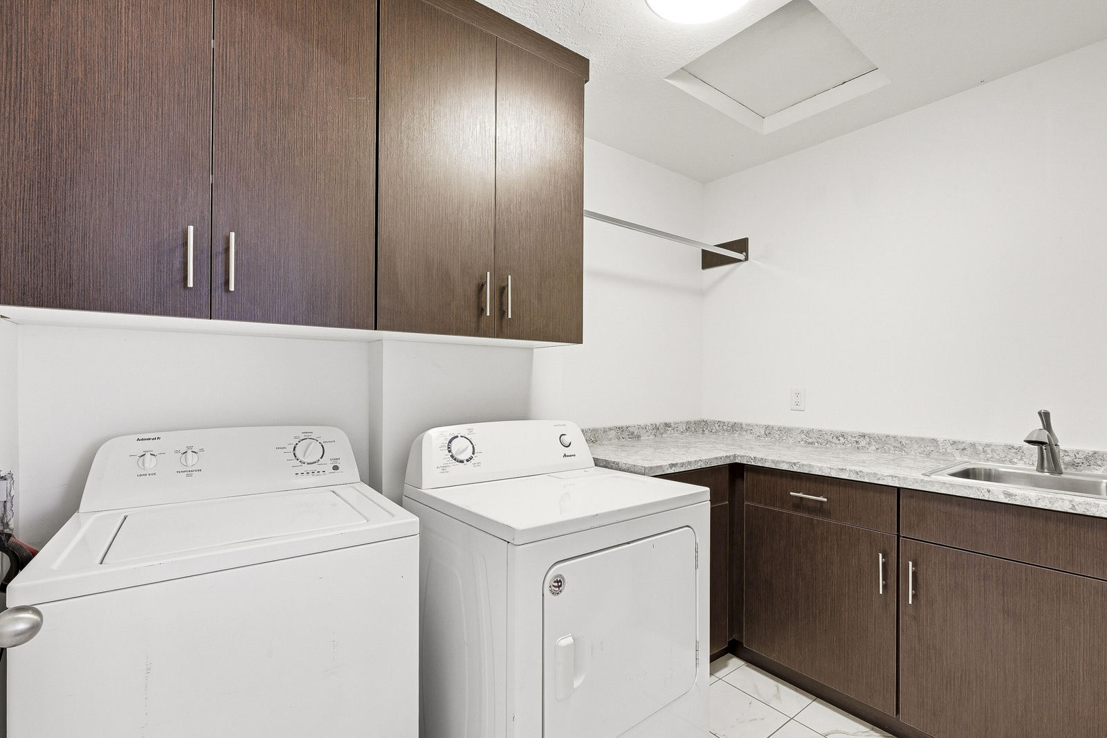 879 S 25 W, Cedar City, photo 27 of 44