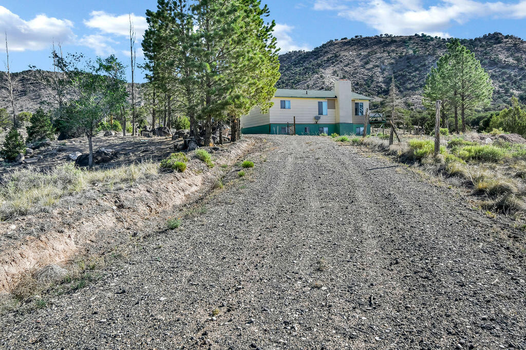 230 N 300 E, Bicknell, photo 2 of 45