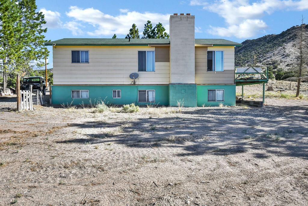 230 N 300 E, Bicknell, photo 3 of 45