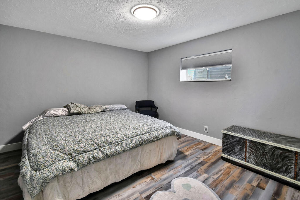 230 N 300 E, Bicknell, photo 31 of 45