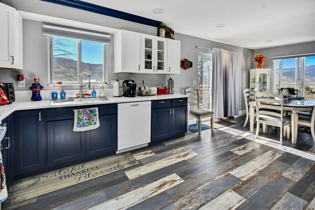 230 N 300 E, Bicknell, photo 9 of 45