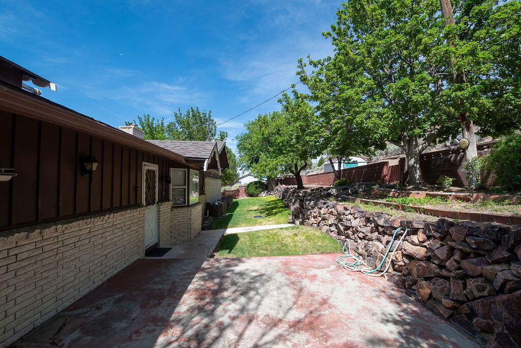 1943 E 425 North, Beaver, photo 6 of 61